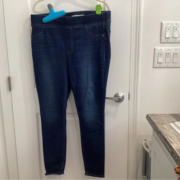 Old Navy Dark Blue Skinny Jeggings - Picture 5 of 9